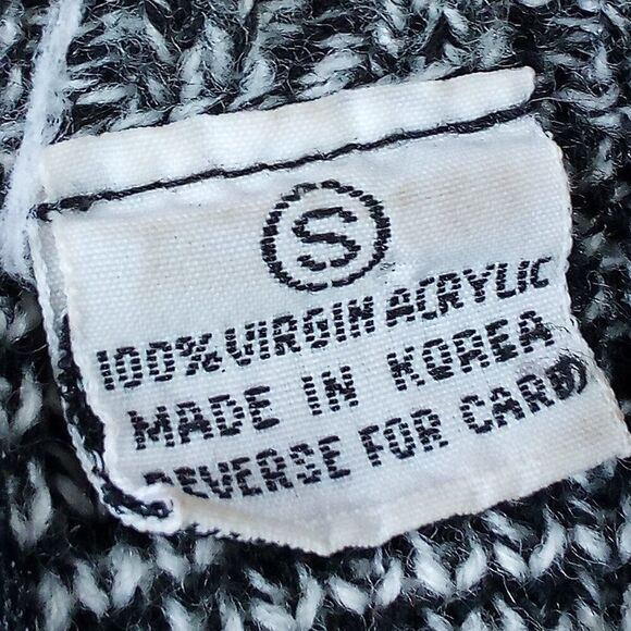 Vintage Fashion Police Abstract Geometric Crewneck Sweater - Picture 4 of 6